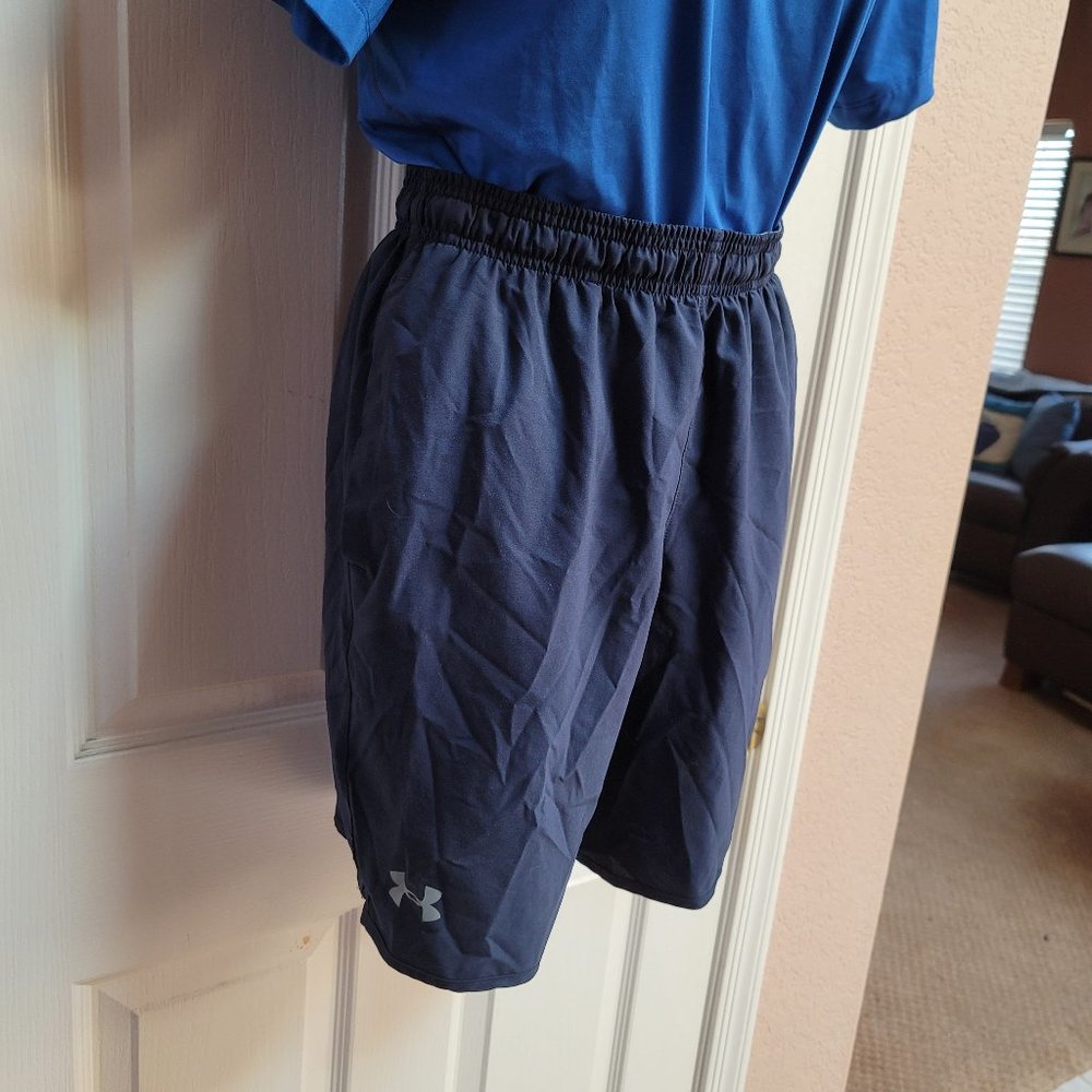 Under Armour small men's athletic shorts - GUC!!